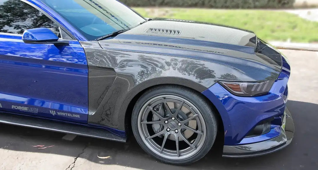 2015-17 S550 Mustang Capucha estilo "Super Snake" de fibra de carbono de doble cara 